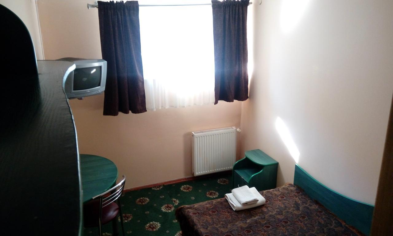 Maetok 4 Pidkovy Motel Podbereztsy Bagian luar foto